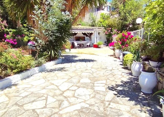 Aleka's House Πανσιόν